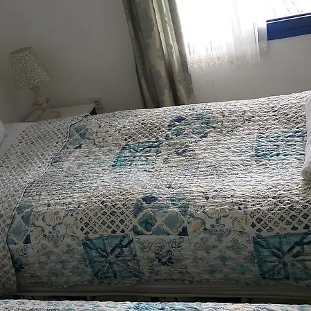 B&B Mavi Zeytin Butik