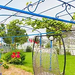 Mavi Zeytin Butik * Seferihisar