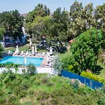 Mavi Zeytin Butik B&B *