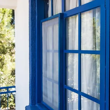 Mavi Zeytin Butik Oda ve Kahvaltı Seferihisar