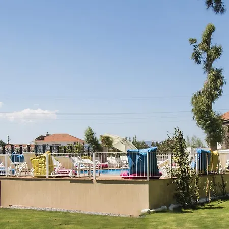 Mavi Zeytin Butik Bed & Breakfast