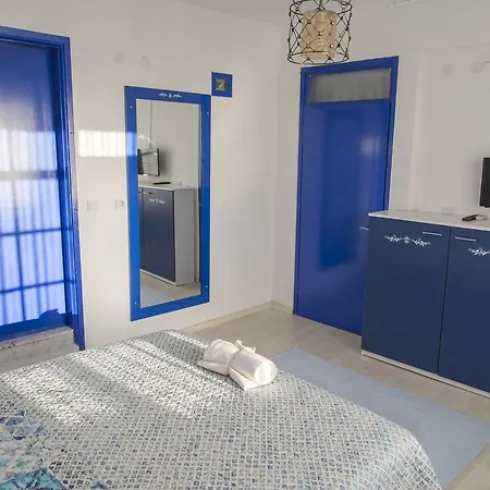 Mavi Zeytin Butik Bed & Breakfast