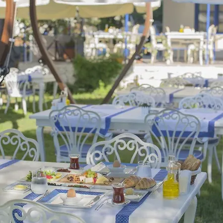 Mavi Zeytin Butik * Seferihisar