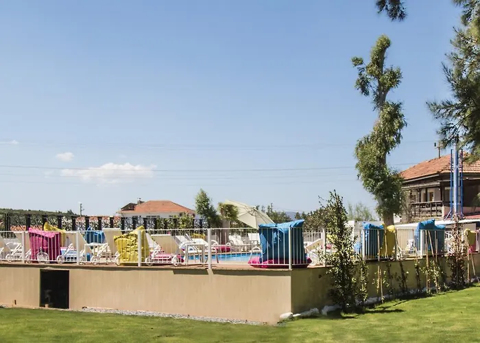 Mavi Zeytin Butik فندق مبيت وإفطار